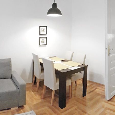 Luxury New Apartment With Gallery At Dob Street Nearby Gozsdu Court 부다페스트 외부 사진