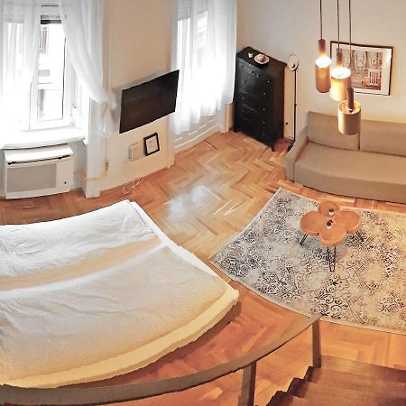 Luxury New Apartment With Gallery At Dob Street Nearby Gozsdu Court 부다페스트 외부 사진
